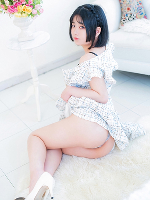 A.イチゴ4
